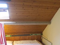 IMG 1439  Mittelzimmer (mit Waschbecken)